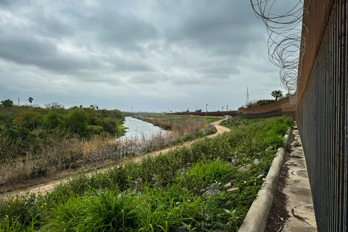 The border wall in Brownsville, Texas, on Feb. 28, 2024. (Emel Akan/The Epoch Times)
