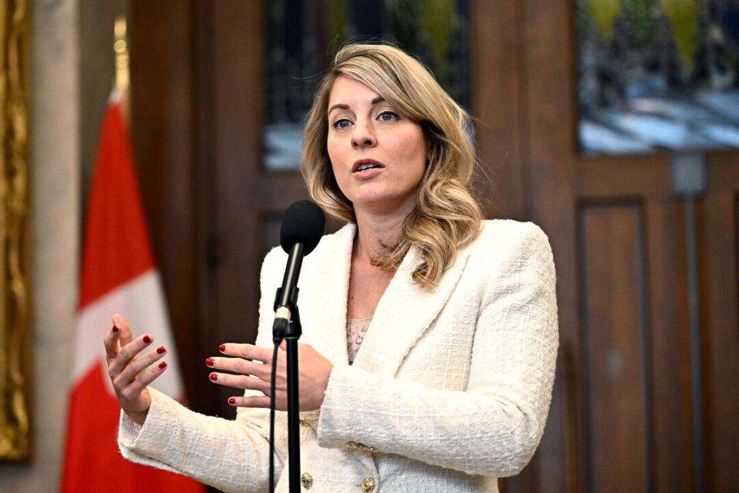 Foreign Minister Cites ‘Issues’ With NDP Motion on Palestinian Statehood but Doesn’t State Gov’t’s Position