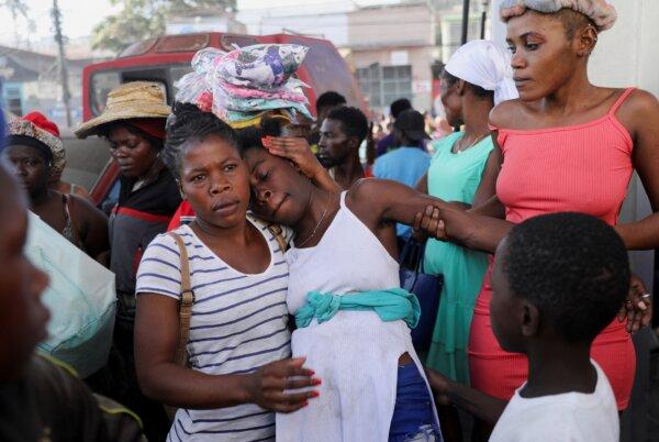 10 Killed in Port-Au-Prince Suburb as Tensions Rise in Haiti