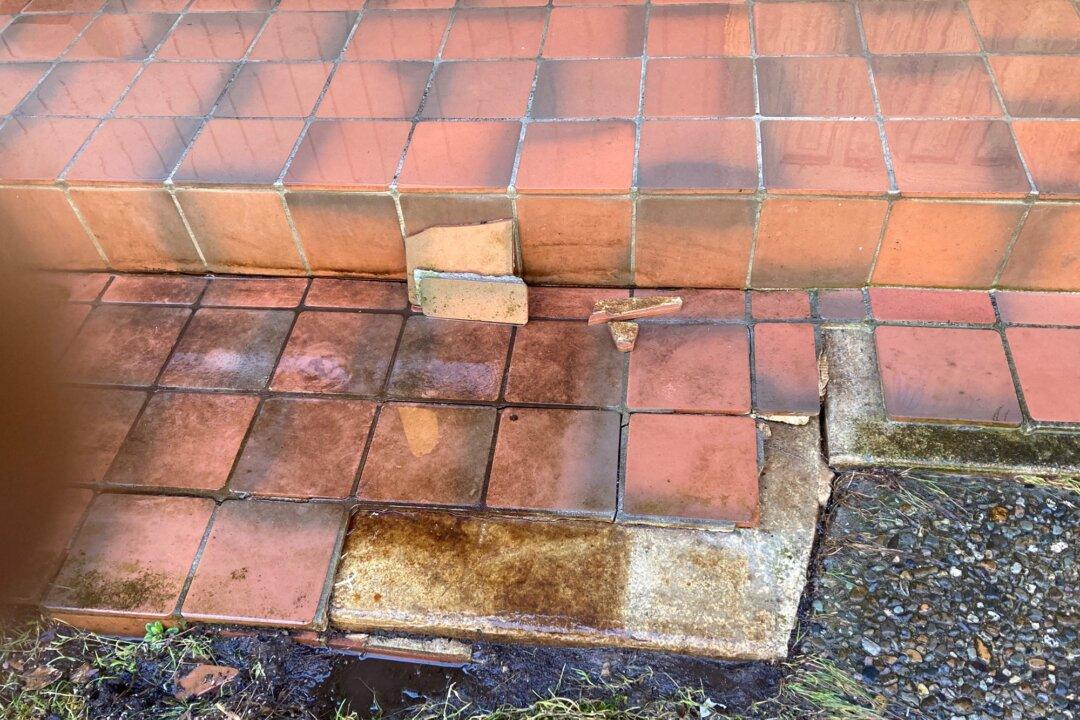 Ask the Builder: Installing Ceramic Tile Outdoors