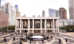 Shen Yun Holds Press Conference on Attack Campaign by CCP