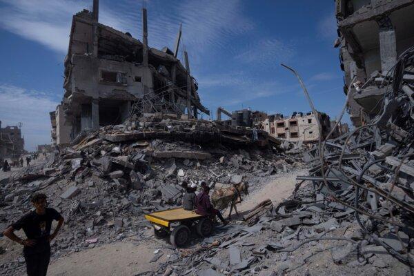 UN Demands Probe Into Mass Graves Found at 2 Gaza Hospitals