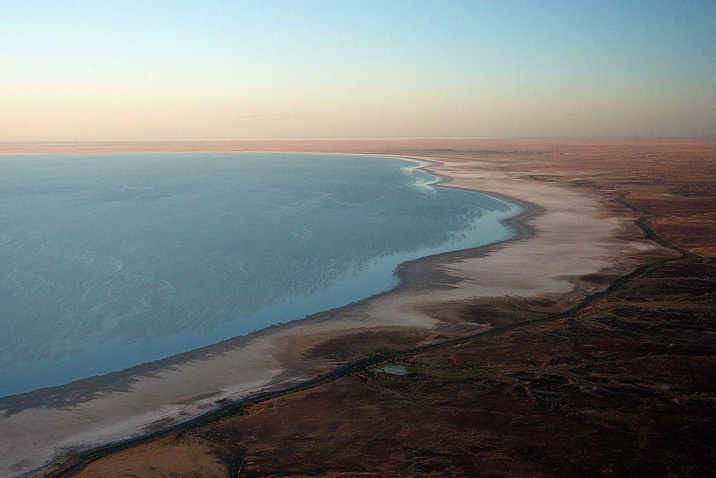Tourist Ban Floated for Australia’s Biggest Lake