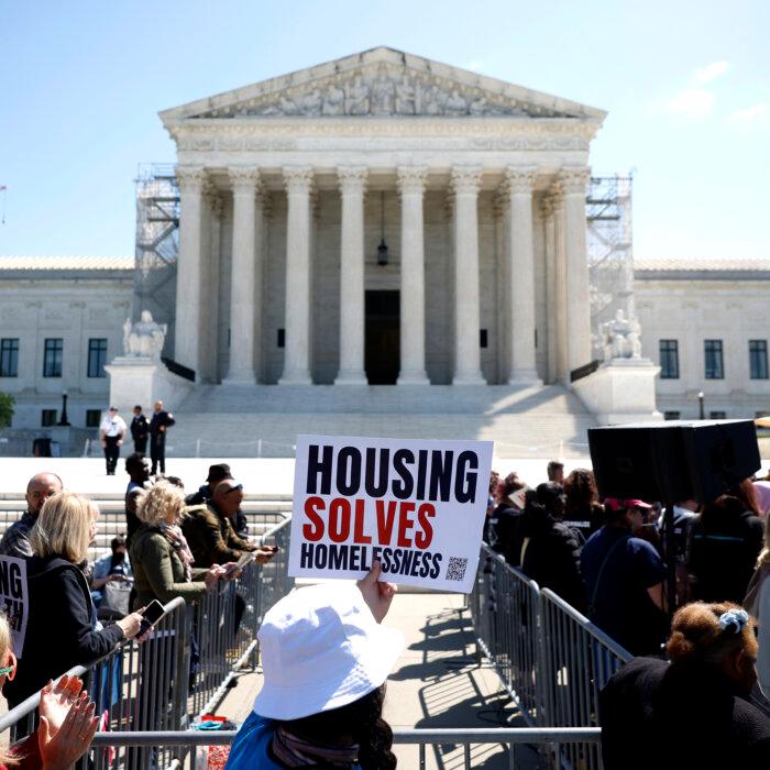 Supreme Court Seems Sympathetic to City Trying to Ban Homeless Camps