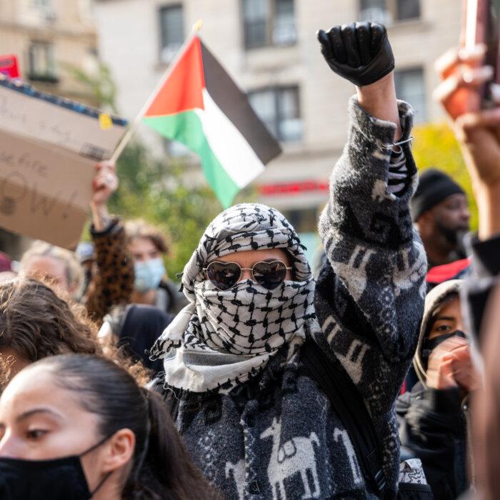 Pro-Palestine Protesters Disrupt Oregon Democrat’s Biggest Fundraising Event