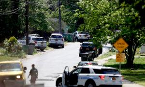 8 Police Officers Struck by Gunfire in North Carolina, 4 Dead