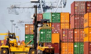 67% of Canadian Businesses Can Survive Trade War Lasting More Than 1 Year: Survey