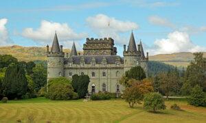 Inveraray: A Grand Castle in Western Scotland