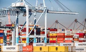 Trade Minister Denies Navarro’s Claim That Australia Is Harming US Aluminium Market