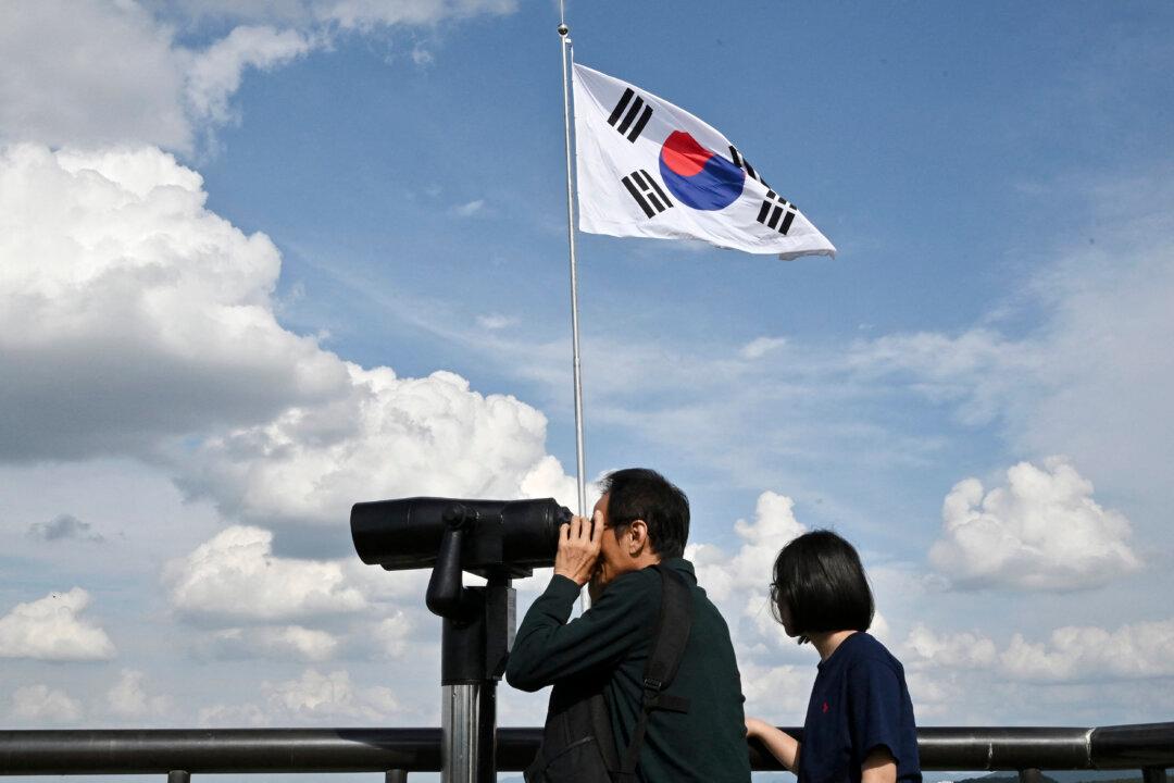 South Korea Stops ‘Voice of Freedom’ Radio Broadcasts Aimed at North Korea