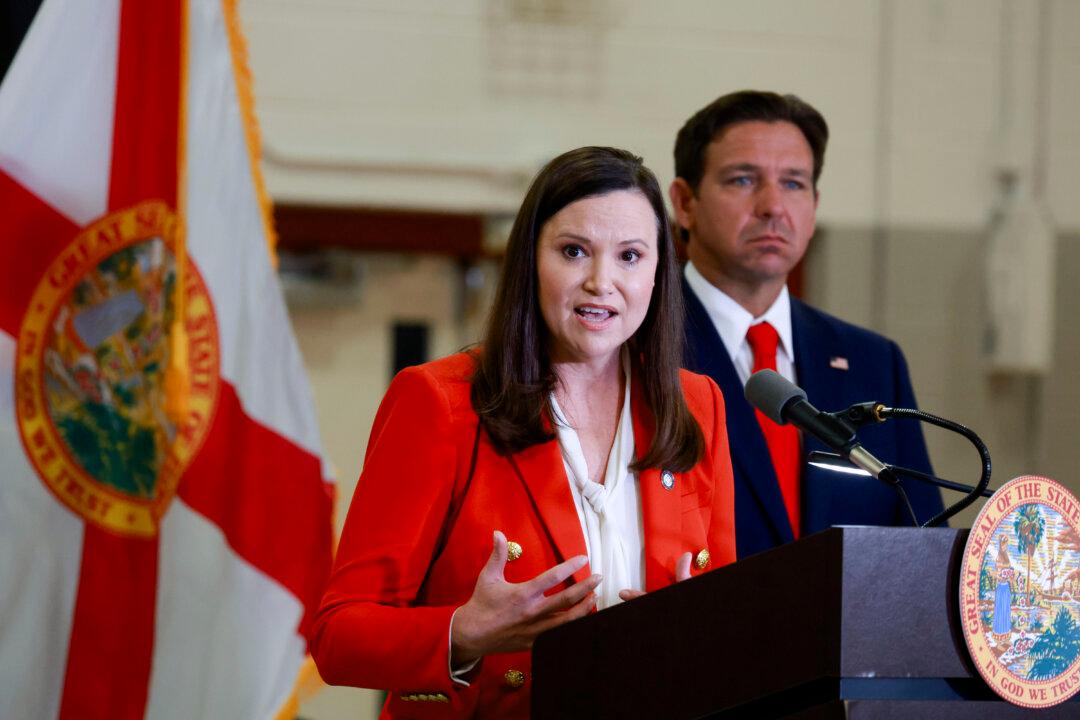 Florida AG Sues DOJ for Blocking Investigation of Trump Assassination Attempt