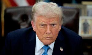 Trump Promises Tariffs on European Union