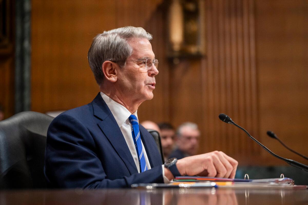 President-elect Donald Trump's nominee for Treasury Secretary, Scott Bessent, testifies before the Senate Committee on Finance on Capitol Hill in Washington on Jan. 16, 2025. (Madalina Vasiliu/The Epoch Times)