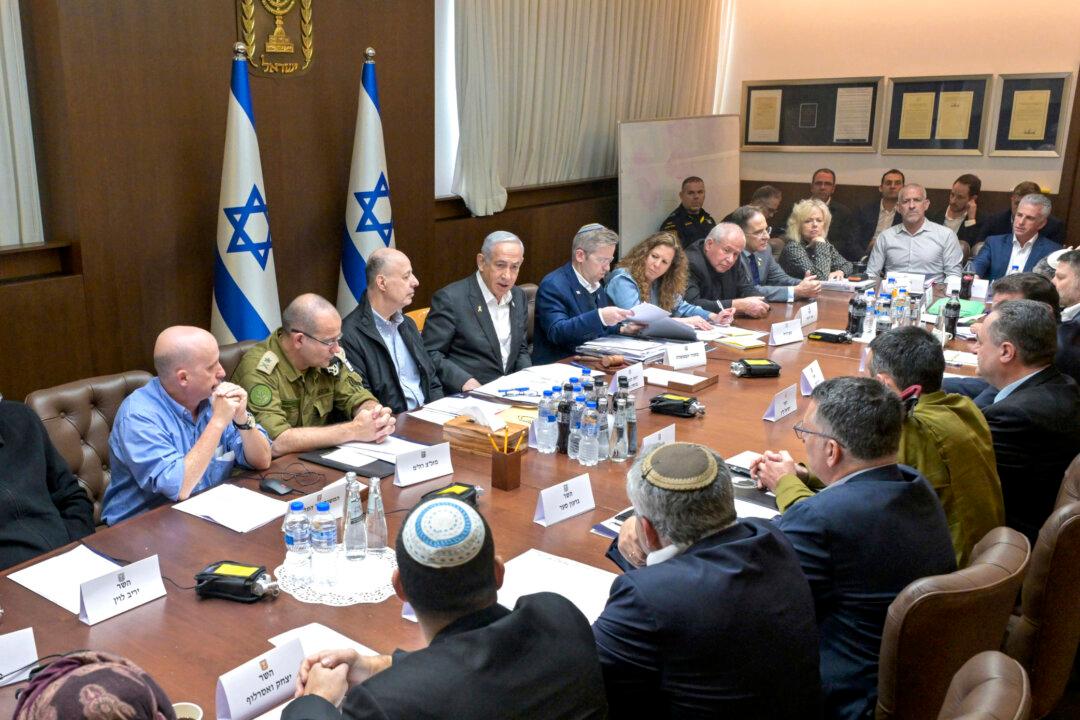 Israeli Cabinet Approves Gaza Cease-Fire Deal