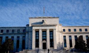 Fed’s Kugler: No Rate Cuts in Sight as Inflation, Tariffs Fuel Uncertainty