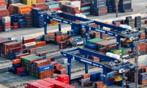 Trump Delays Tariffs on Low-Cost Imports From China