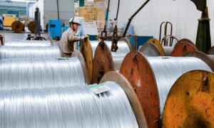 Trump Says He'll Impose 25 Percent Tariffs on Steel and Aluminum on Monday