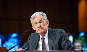 Eyeing Inflation, Federal Reserve Officials Support ‘Cautious Approach’
