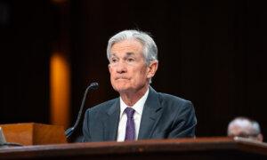 Powell Says Trump’s Rate Cut Demands Won’t Change Fed Policy