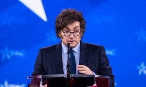 Argentina’s Poverty Rate Plunges in Boost for President Milei