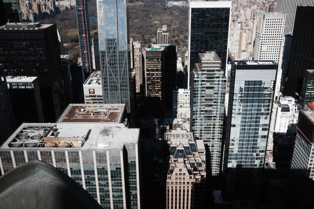 Remote Work Pullback and Improving Manhattan Economy Boost NYC Office Market