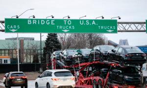 White House Announces 1-Month Tariff Delay for Automakers