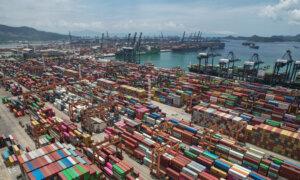 Trump Says He Won’t Reduce Tariffs on China to Start Negotiations