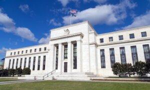 The Confrontation Between Trump and the Fed