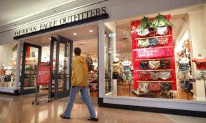 American Eagle Outfitters Sales Rise in Uncertain Consumer Environment, Shares Drop