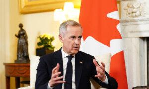 Carney Defends Carbon Strategy, Says Trade With Europe, Asia Dependent on It