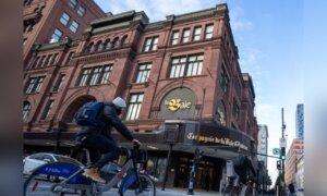 Hudson’s Bay Having ‘Good’ Talks With Partners, Awaiting Approval to Liquidate