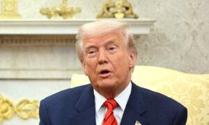 Trump Meets With US Oil and Gas Executives in Closed-Door Meeting