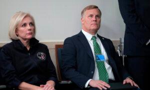 FAA Hiring Blitz Draws 10,000 Air-Traffic Control Candidates: Official