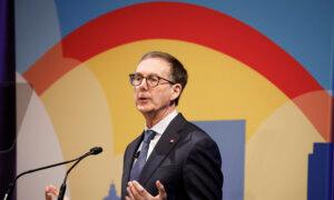 Bank of Canada Says It Would Have Likely Held Rate Steady If Not for Tariffs