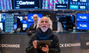 Dow Jones Slides More Than 2,200 Points Amid Tariff Announcements