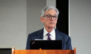 Tariffs Could Cause Inflation to Persist, Weigh on US Growth, Says Fed Chair Powell