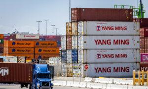 Gordon Chang: Trump’s Tariffs Could End Transshipment Loopholes in China Trade