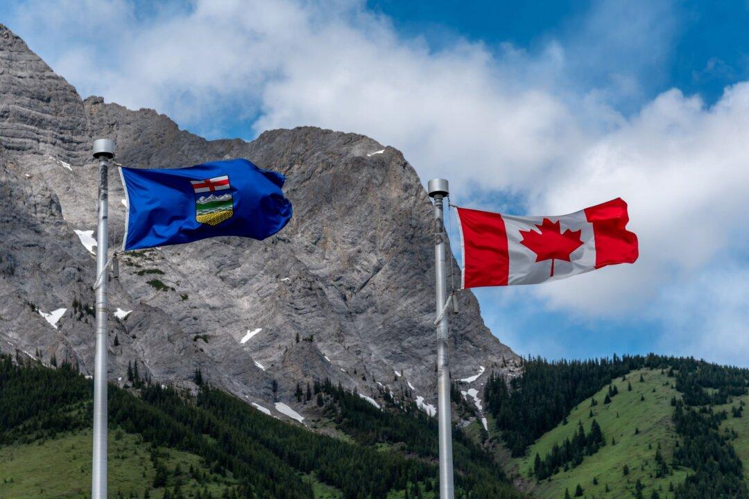 Alberta Chief Electoral Officer Refers Potential Referendum Question on Separation to Judge