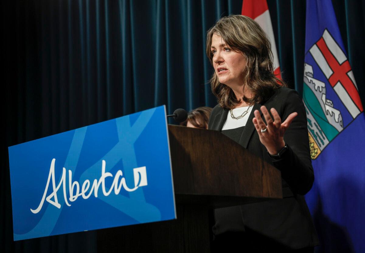 Alberta Premier Danielle Smith speaks at a press conference in Calgary on Feb. 19, 2025. (The Canadian Press/Jeff McIntosh)