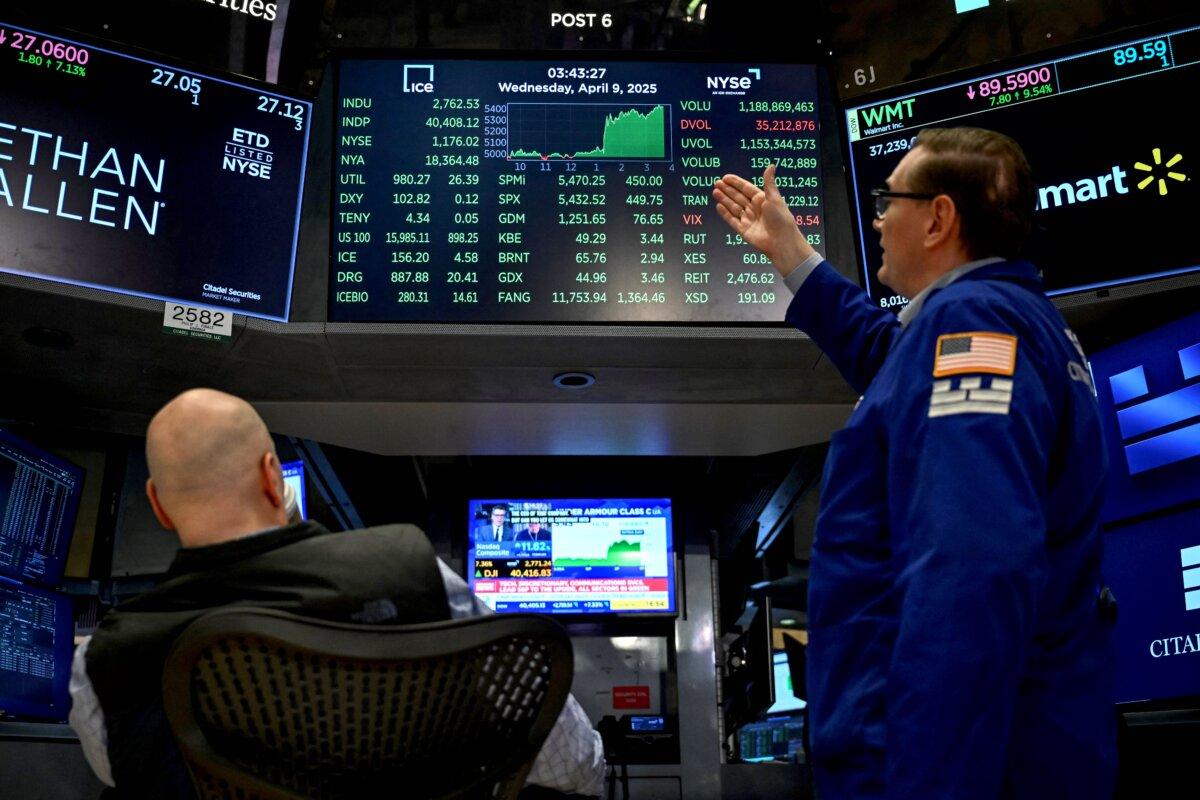 Traders work on the floor of the New York Stock Exchange during afternoon trading in New York City on April 9, 2025. (Angela Weiss/AFP via Getty Images)