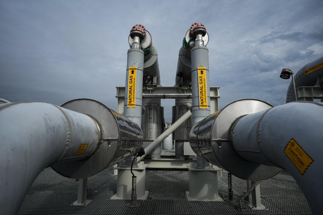 First Shipment of LNG Canada Leaves BC Terminal for Asia