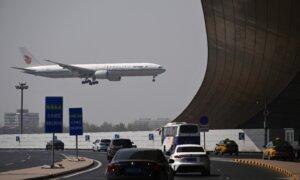 China Orders Airlines to Reject Boeing Jet Deliveries; Tips for Tonight’s Tax Deadline