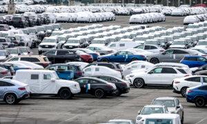 Trump Considering Auto Tariff Exemptions, White House Confirms