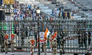 Australia Issues Strong Travel Warning as India-Pakistan Tensions Escalate