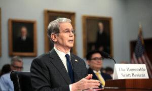 US Treasury Secretary to Talk With China Over Trade