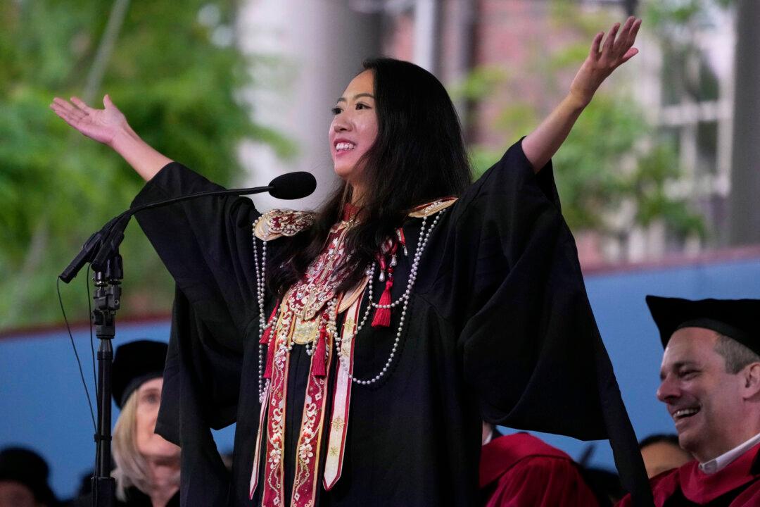 Chinese Student’s Harvard Commencement Speech Sparks Controversy Over Political Language