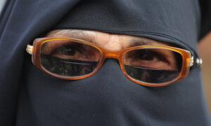 Calls to Ban Burqas in the UK Rekindle Debate Over Religious Freedom and Public Safety