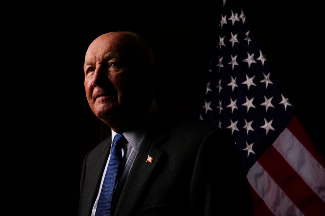 US Ambassador Thanks Calgary Kirk Vigil Attendees for ‘Standing With Us’