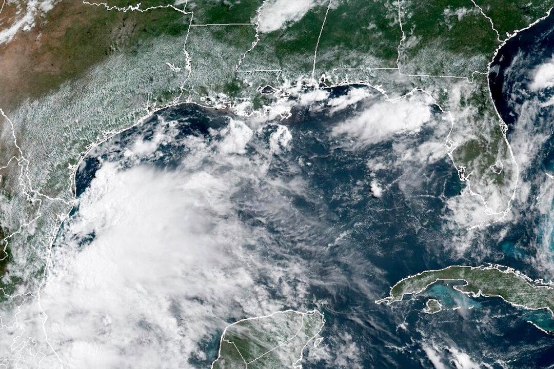 Tropical Storms Barry and Flossie Form Off Mexico’s Southeast and Southwest Coasts