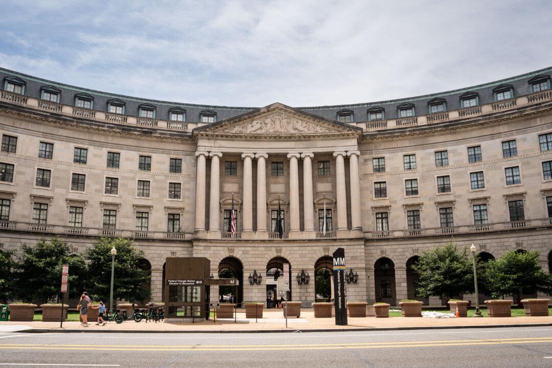 EPA Deregulation: A Boost for Legacy Automakers, a Test for EVs